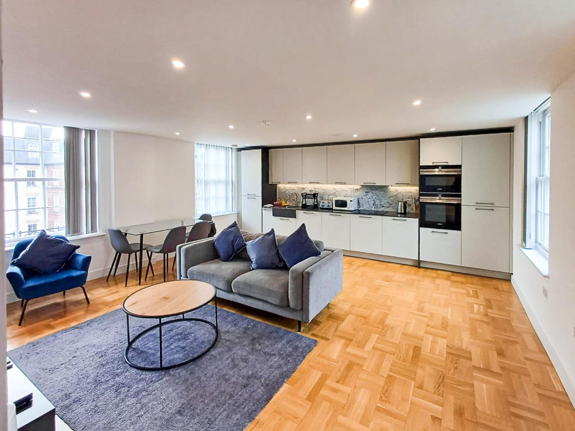 Modern 2-Bedroom, 2-Bathroom Apartment In West Kensington London Luaran gambar