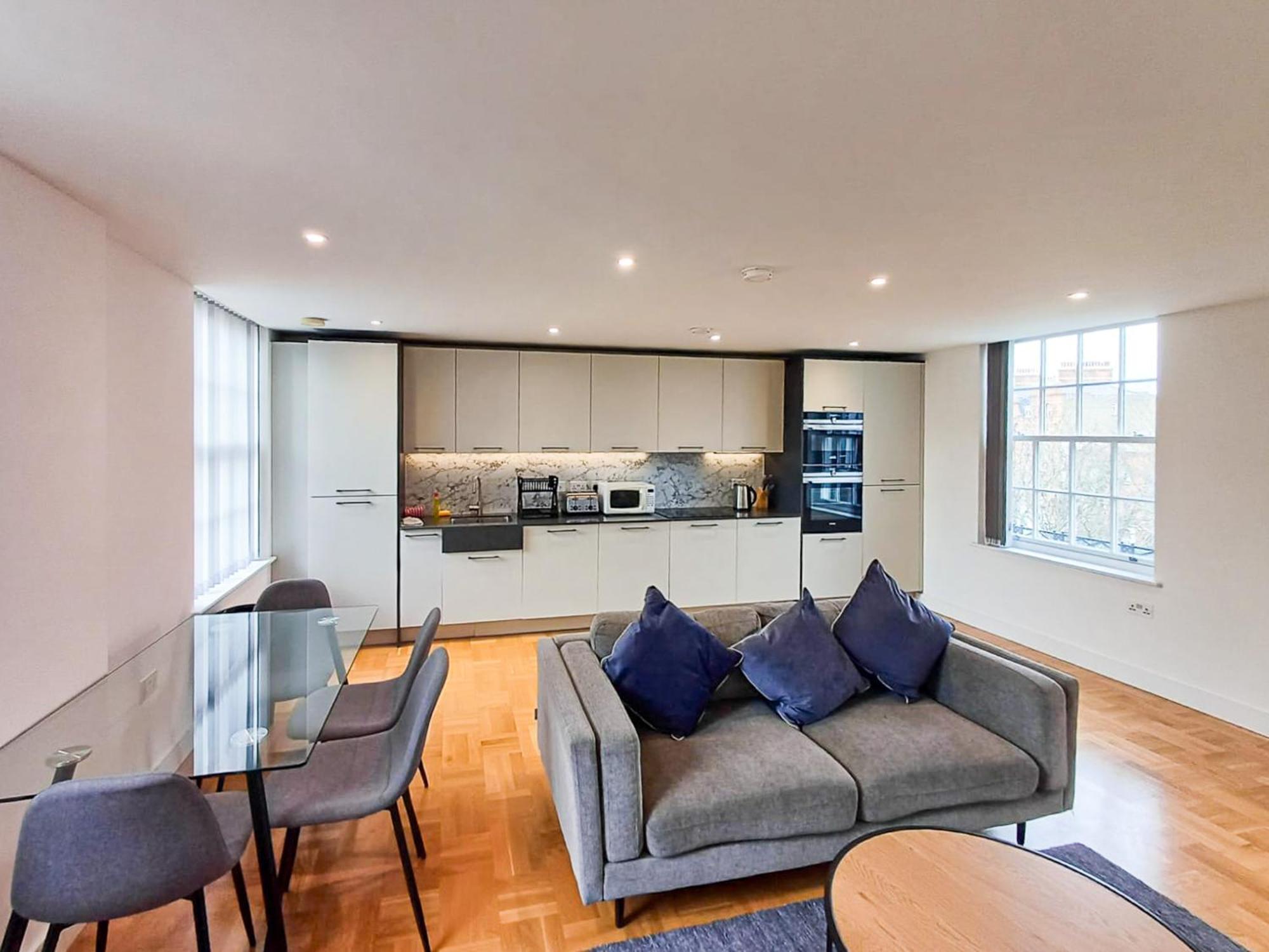 Modern 2-Bedroom, 2-Bathroom Apartment In West Kensington London Luaran gambar