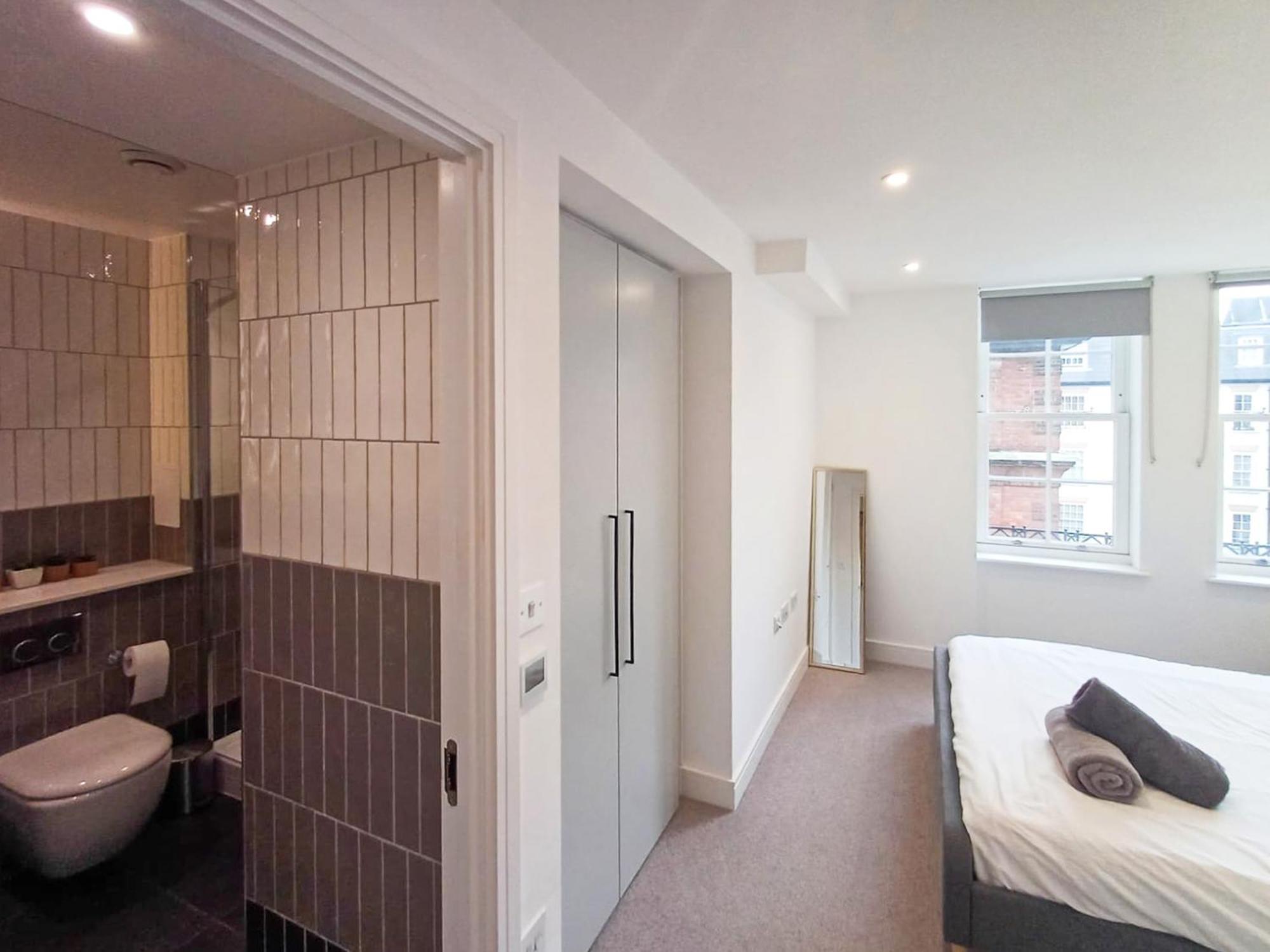 Modern 2-Bedroom, 2-Bathroom Apartment In West Kensington London Luaran gambar